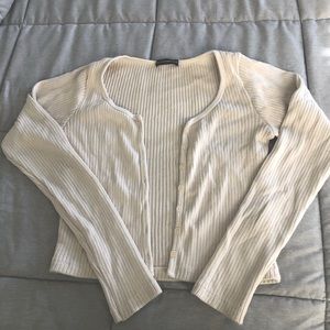 BRANDY MELVILLE ZELLY TOP button up/cardigan shirt